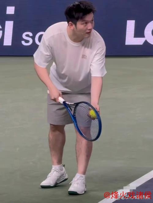 上海赛第10日:德约科维奇晋级四强,樊振东对决费德勒 上海赛第10日:德约科维奇晋级四强,樊振东对决费德勒
