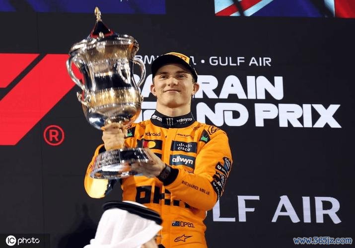2025F1巴林大奖赛皮亚斯特里夺冠 拉塞尔亚军