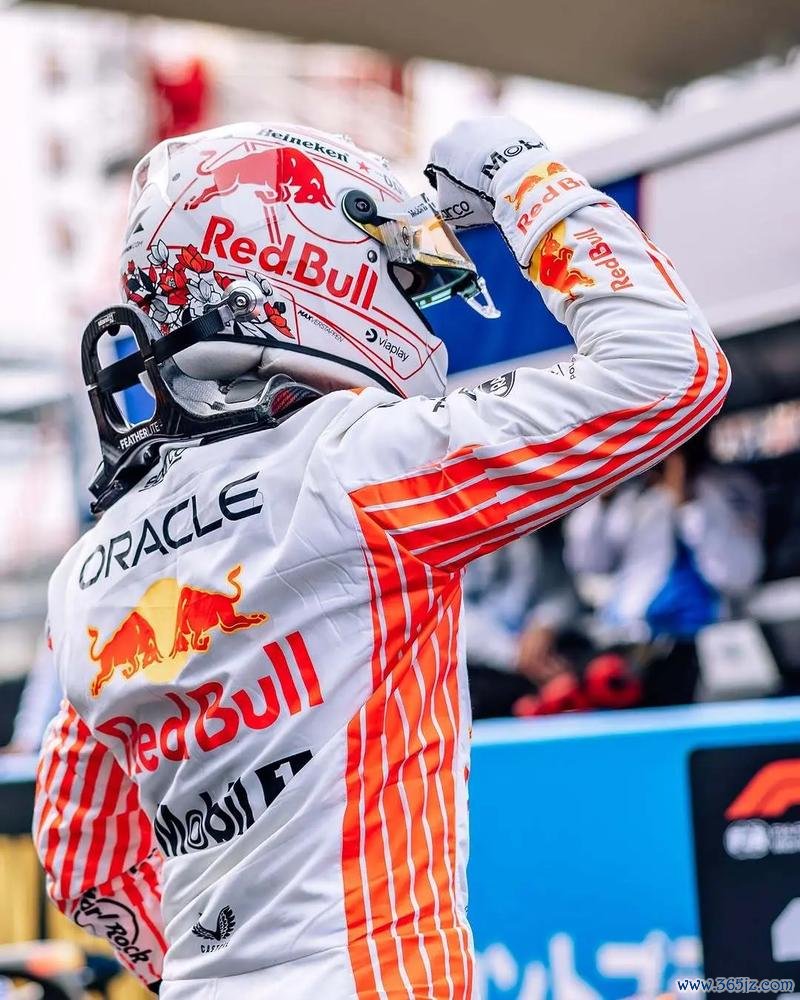 2025F1日本大奖赛维斯塔潘夺冠 安东内利破纪录